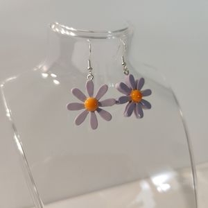 Daisy Flower Dangle Earrings | Festival Earrings | Cute Earrings